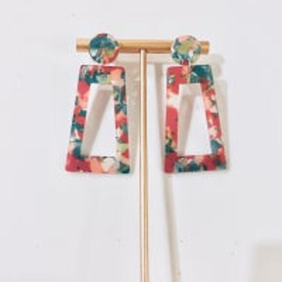 Acrylic Drop Style Earrings - Picture 1 of 1
